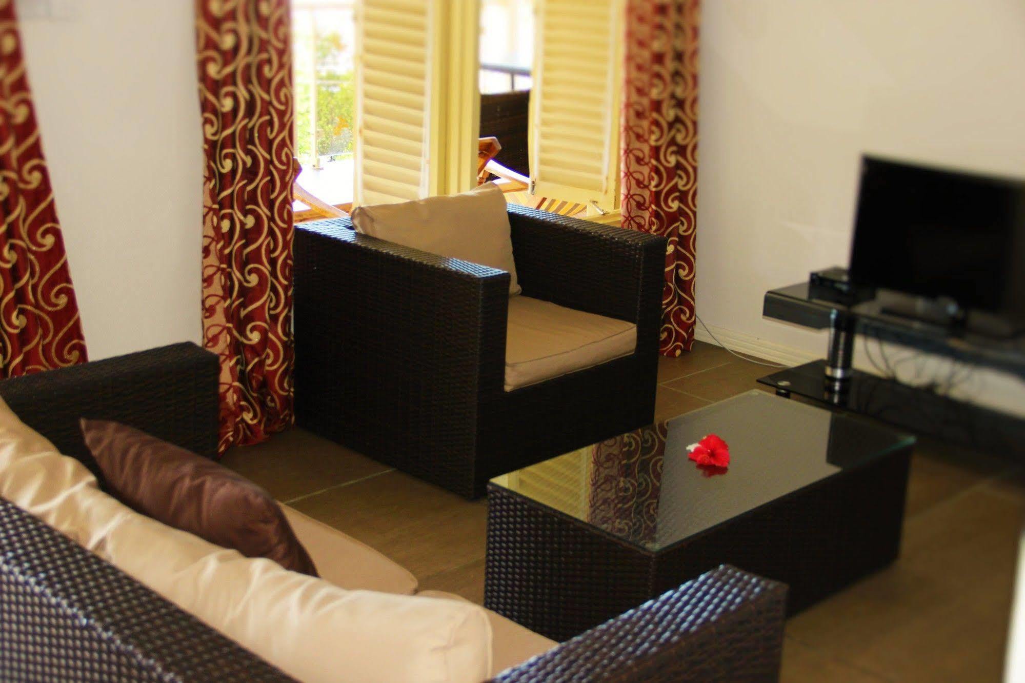 Summer Self Catering Anse la blague Екстериор снимка
